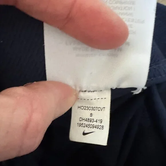 Nike Pro Dri-Fit Leggings with Mesh detail - Size Small - Picture 10 of 11